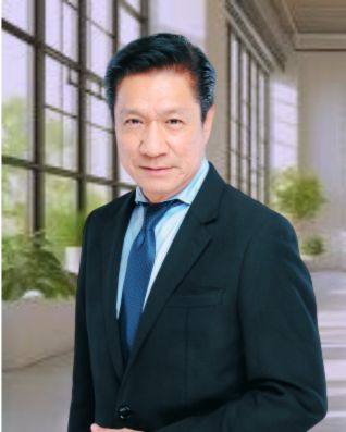 นายพิชิต อรุณพัลลภ 